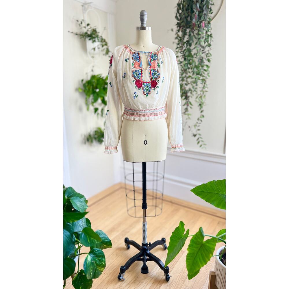 Vintage 1930s Peasant Top 30s Hungarian Floral Embroidered White Folk Blouse - Picture 3 of 10